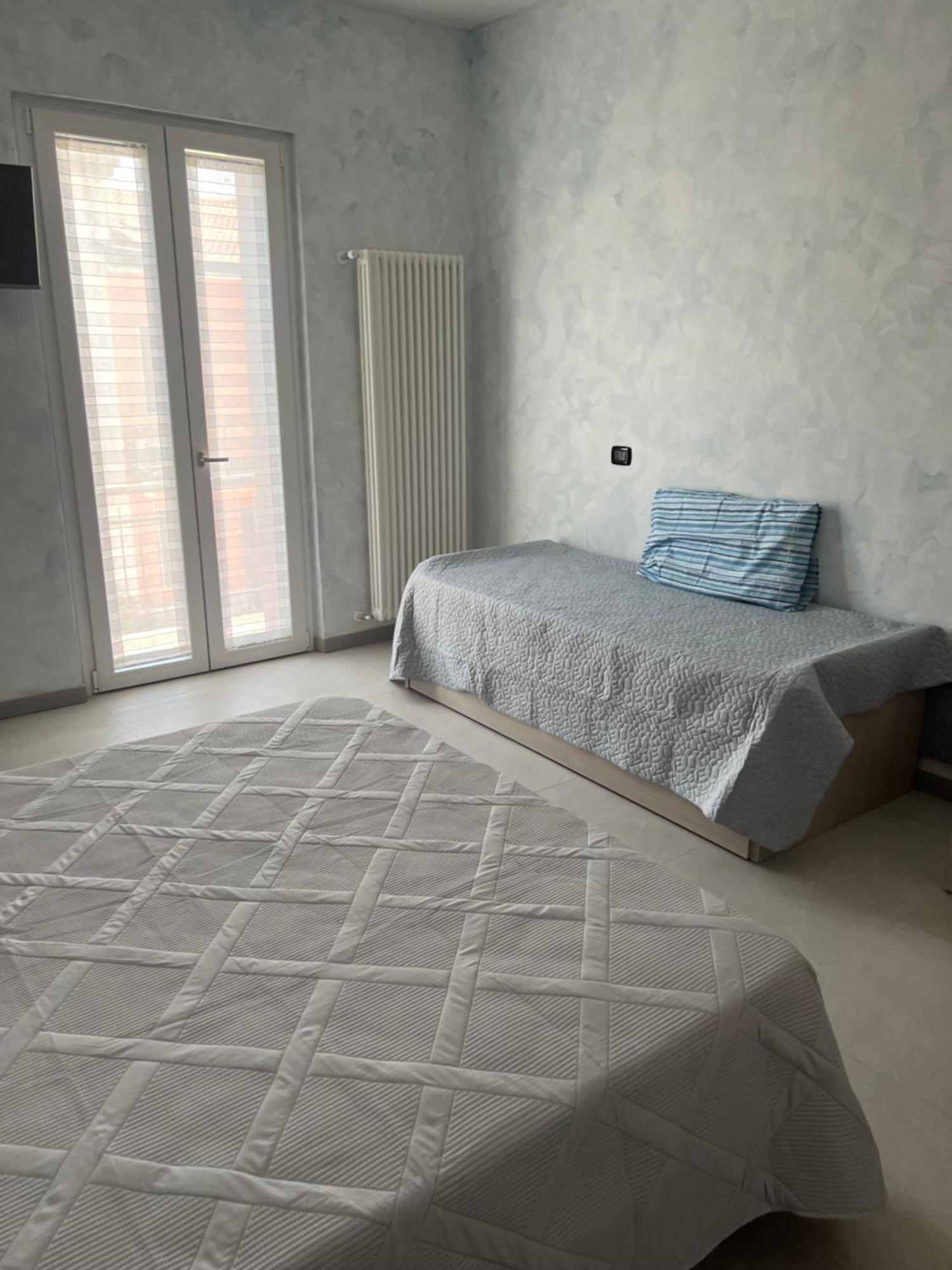 Casa Caselle Appartament Indipende 100Mq 2 Stanze 2 Bagni E Cucina Екстериор снимка
